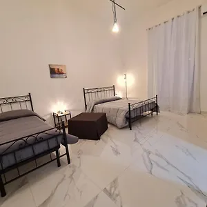Lumacors House Bed & Breakfast